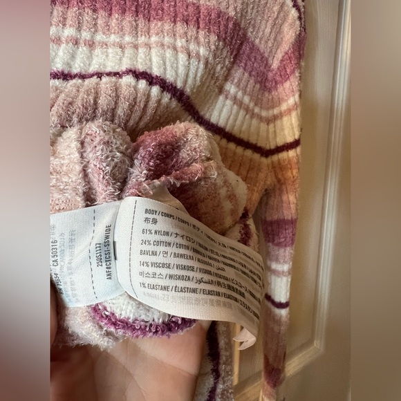 Abercrombie Kids Buttery Soft Striped Sweater 9/10 - Picture 7 of 7